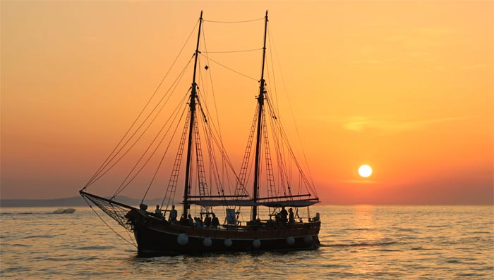 Segelschiff auf dem Meer